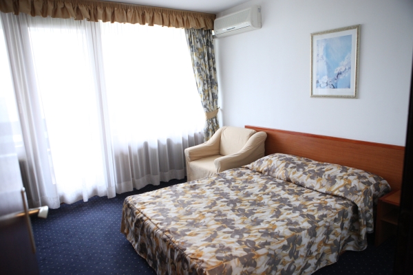 I Hotel